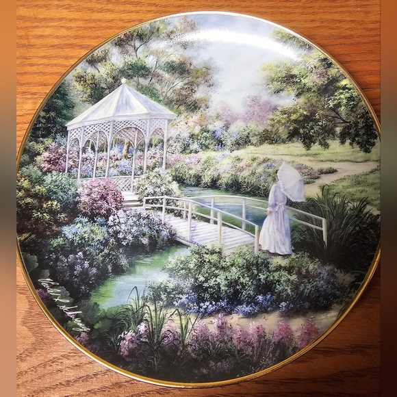 Franklin Mint 'Garden Gazebo' Ltd. Edt. Plate - Picture 1 of 2